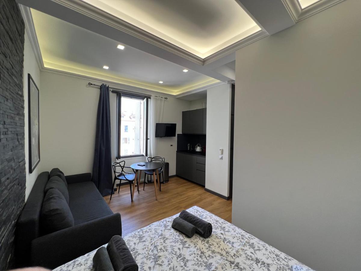 Newly Renovated Luxury Suite In The Center Of Cannes Buitenkant foto